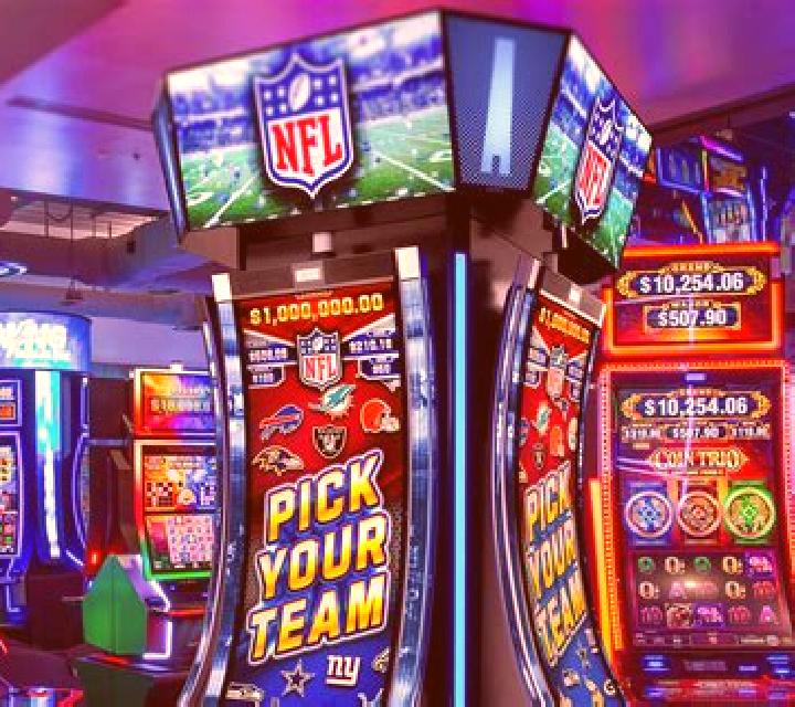 10 escort profiles in Arevalo, Spain. Browse companions, services, rates and book online. Incall and outcall available.