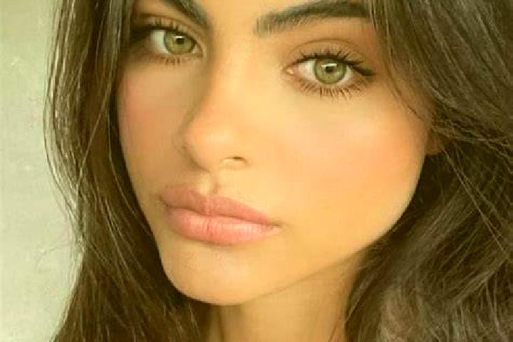 10 escort profiles in Grao de Murviedro, Spain. Browse companions, services, rates and book online. Incall and outcall available.