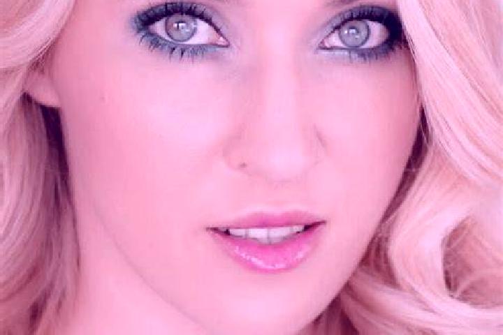 11 escort profiles in Rio Medio [Granja], Mexico. Browse companions, services, rates and book online. Incall and outcall available.