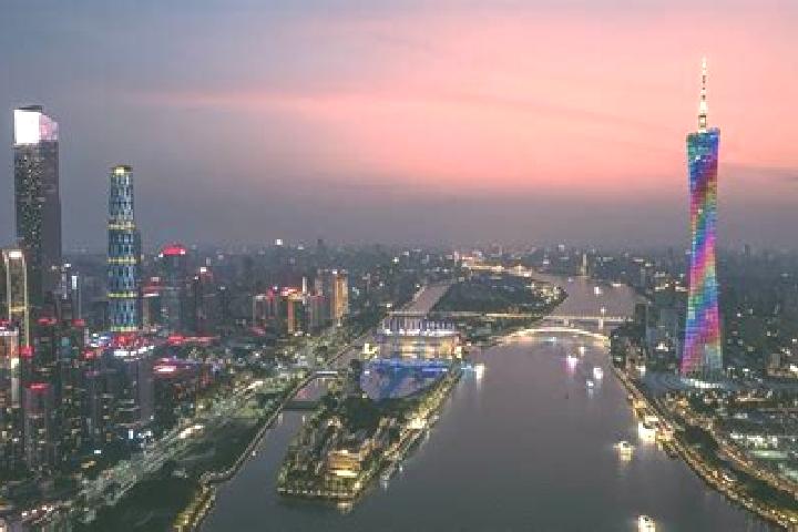Abigail, 39 — Escort in Oconomowoc Lake, United States