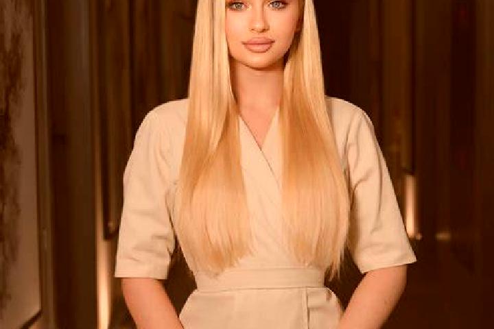 Alice, 21, a auburn grey-eyed asian companion based in Tafolla (Jose Maria Tafolla). Offering 69, Duos, Travel Companion, Striptease, Massage. Available for ...