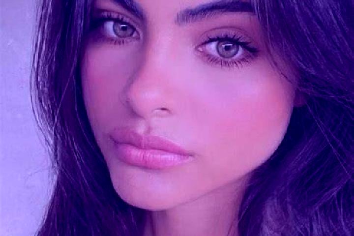Alice, 35, a black amber-eyed slavic companion based in Kisa. Offering Domination, Prostate Massage, Girlfriend Experience, Duos. Available for incall and ou...