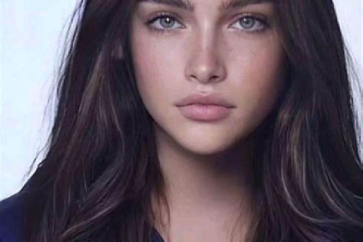 Aria, 21, a chestnut blue-eyed mixed companion based in Helmdange. Offering Tantra, BDSM, Overnight, Party Girl, Dinner Date. Available for incall and outcal...