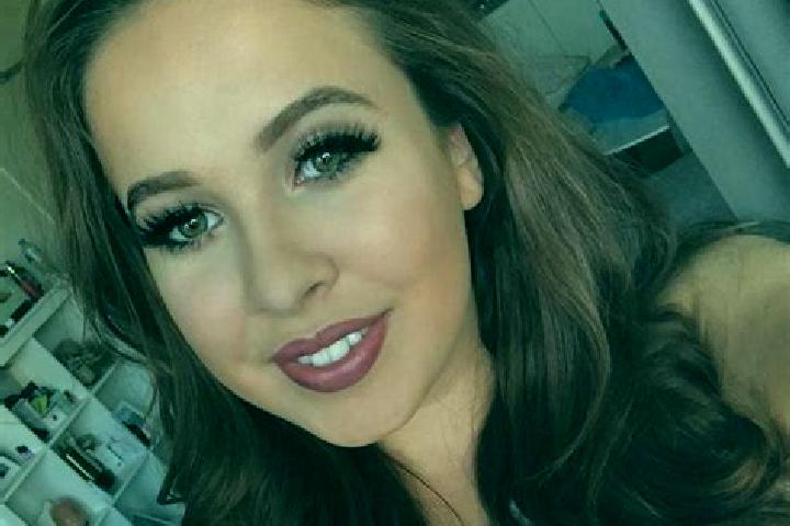 Aria, 39, a black amber-eyed mixed companion based in Silagiu. Offering Couples, Domination, OWO, Party Girl. Available for incall and outcall, day and eveni...