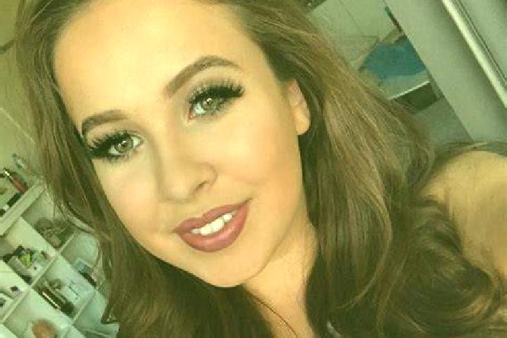 Ariana, 21, a auburn amber-eyed middle eastern companion based in Biez. Offering Duos, Erotic Massage, Overnight, GFE. Available for incall and outcall, over...