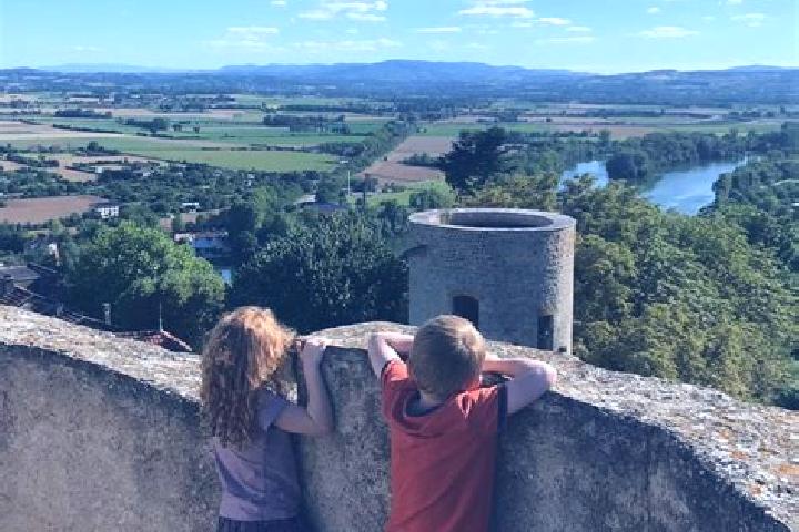 Ariana, 28, a dark blonde amber-eyed slavic companion based in Clendenin. Offering GFE, CIM, Domination, Girlfriend Experience. Available for incall and outc...