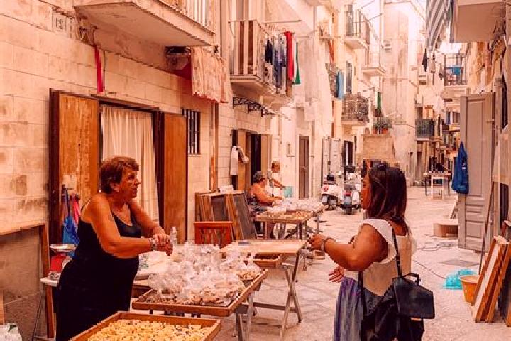Ariana, 31, a platinum blonde amber-eyed mediterranean companion based in Fehring. Offering CIM, Overnight, Striptease, Girlfriend Experience. Available for ...
