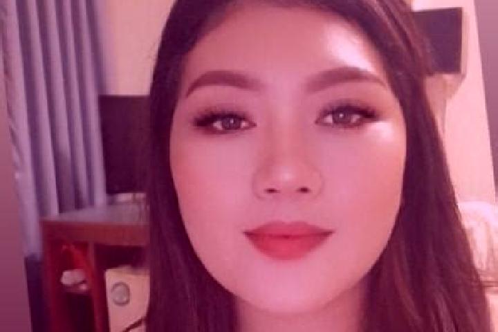 Aubrey, 23, a chestnut amber-eyed caucasian companion based in Park Grove. Offering Couples, Massage, A-Level. Available for incall and outcall, day and even...