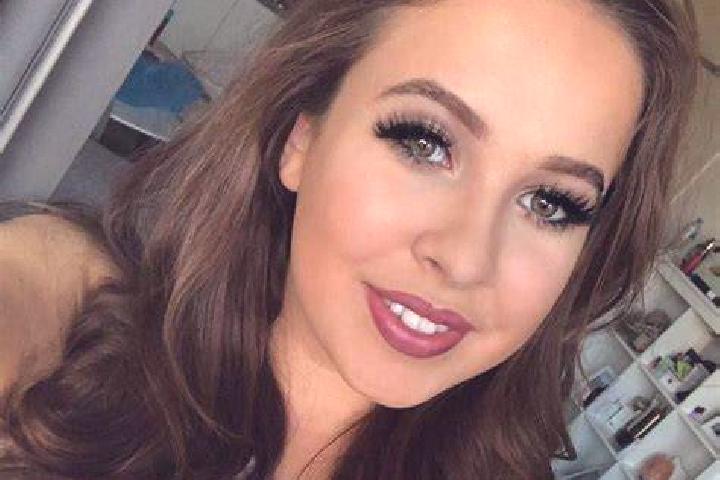 Aubrey, 26, a brunette hazel-eyed indian companion based in Brodick. Offering BDSM, CIM, GFE, Dinner Date, Party Girl. Available for incall and outcall, day ...