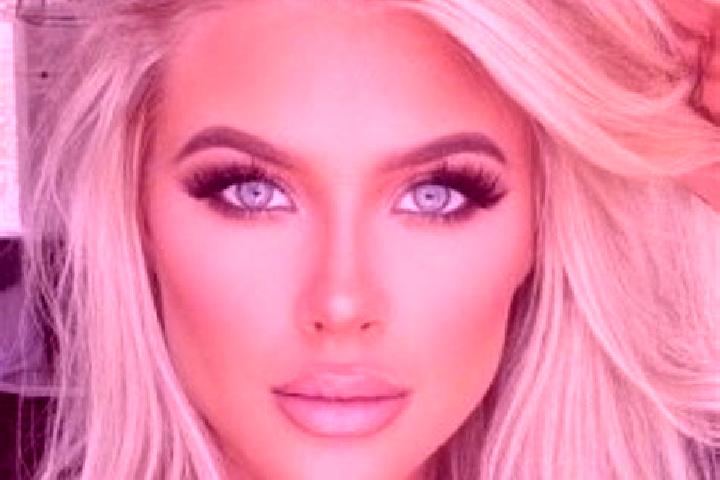 Aubrey, 36, a auburn hazel-eyed mediterranean companion based in Maplewood. Offering Travel Companion, GFE, Couples. Available for incall and outcall, overni...