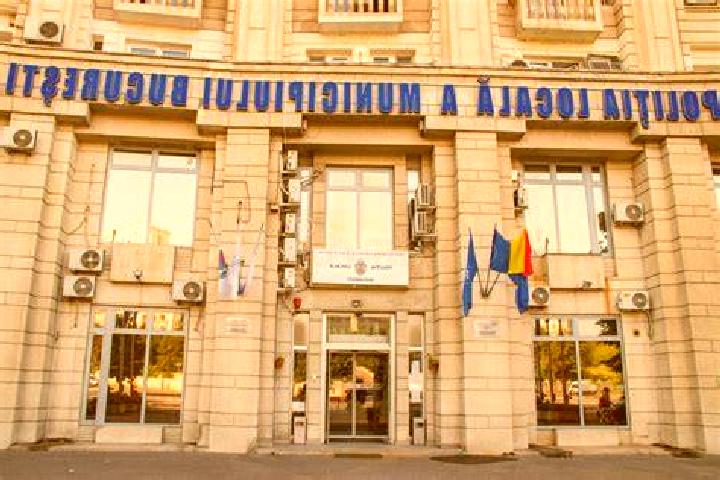 Aurora, 22 — Escort in Dax, France