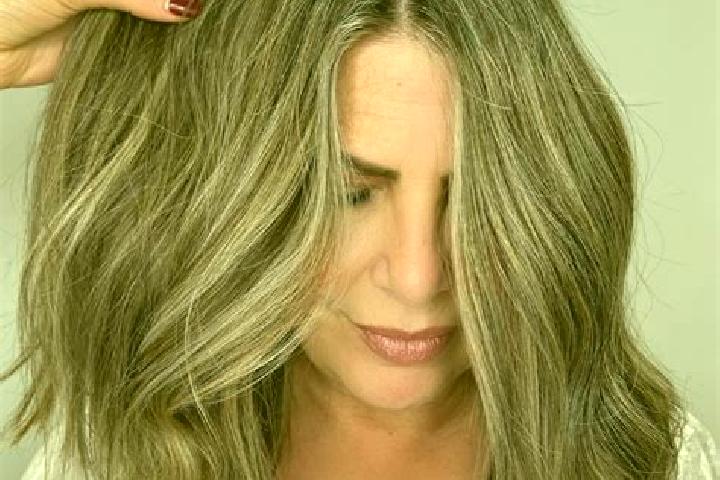 Aurora, 32, a auburn dark-eyed mediterranean companion based in Pontgibaud. Offering A-Level, Roleplay, Duos. Available for incall and outcall, overnight boo...