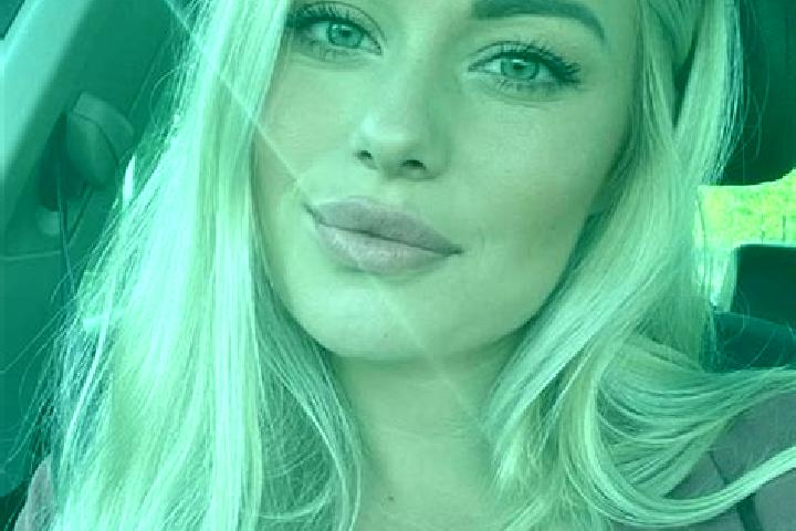 Ava, 32, a black green-eyed middle eastern companion based in Bois-Colombes. Offering Couples, A-Level, Fetish. Available for incall and outcall, overnight b...