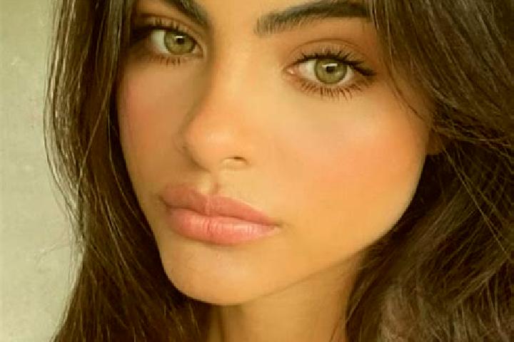 Ava, 32, a chestnut brown-eyed middle eastern companion based in Bilkheim. Offering Prostate Massage, Overnight, Erotic Massage. Available for incall and out...