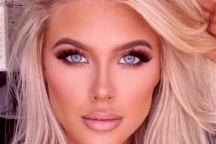 Ava, 33, a black amber-eyed caribbean companion based in Amposta. Offering BDSM, Striptease, Prostate Massage. Available for incall and outcall, day and even...