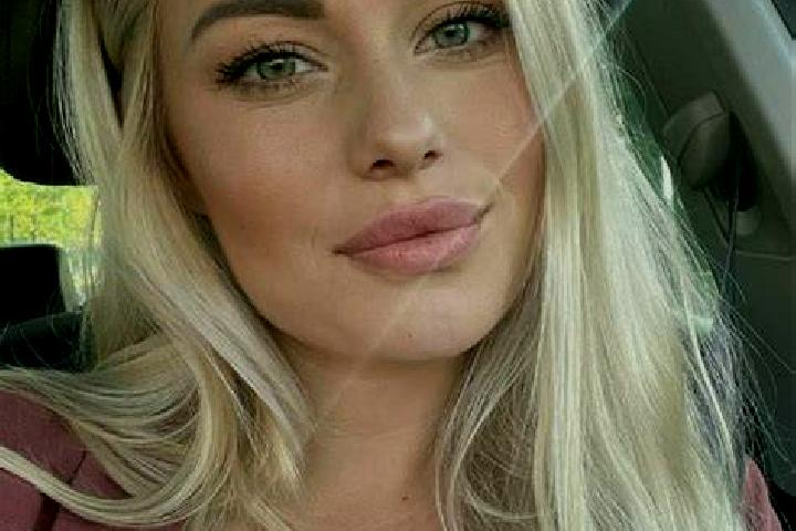 Avery, 20 — Escort in Wallburg, United States