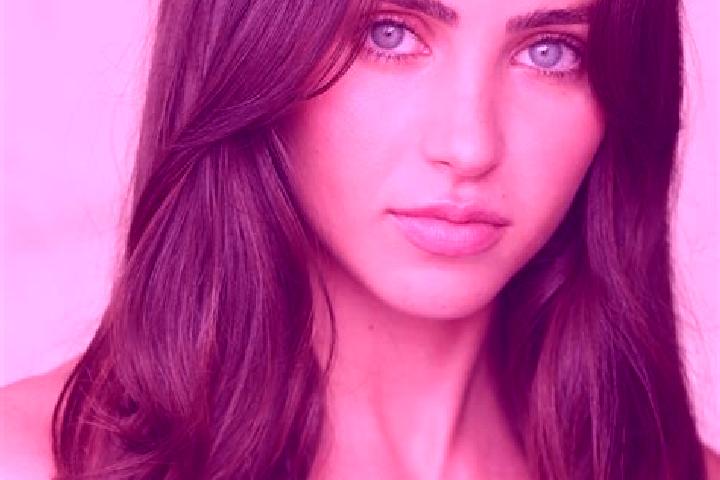 Avery, 23, a dark blonde brown-eyed latina companion based in Chiribis. Offering GFE, Overnight, Erotic Massage, Prostate Massage, Domination. Available for ...