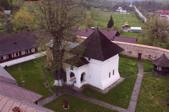 Chloe, 37, a black dark-eyed asian companion based in Abdul Khel. Offering Dinner Date, GFE, 69. Available for incall and outcall, day and evening dates.