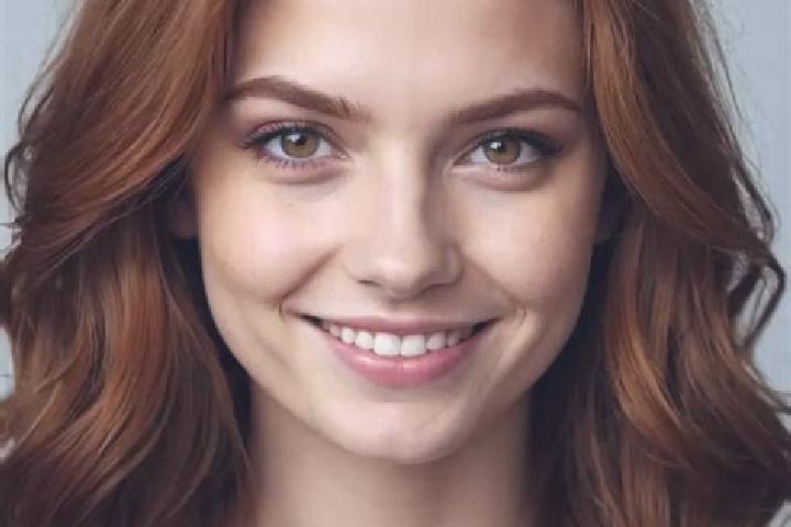 Clara, 25, a brunette green-eyed european companion based in Apold. Offering OWO, Dinner Date, Girlfriend Experience, A-Level. Available for incall and outca...