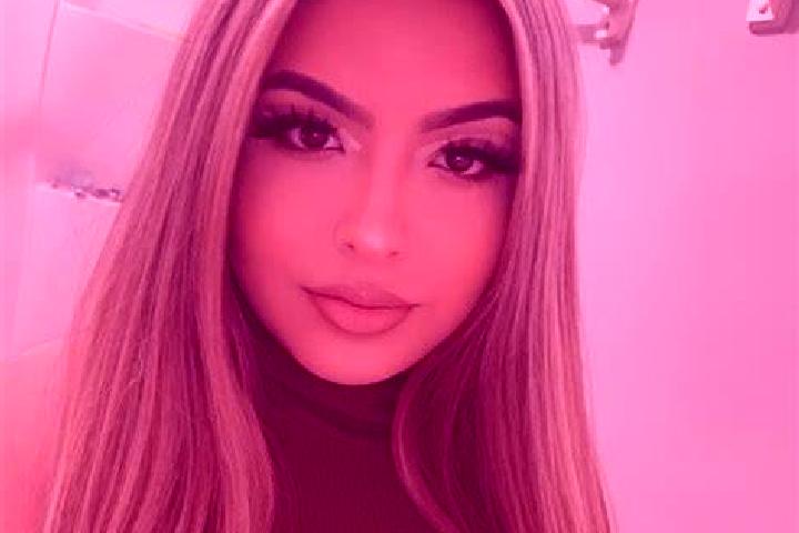 Clara, 37, a chestnut amber-eyed ebony companion based in Yalutorovsk. Offering Striptease, Roleplay, 69. Available for incall and outcall, overnight booking...