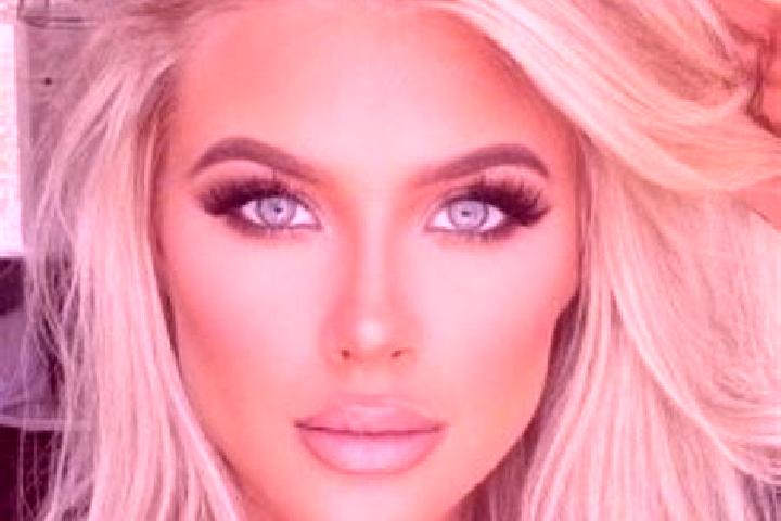 Eleanor, 37, a auburn dark-eyed asian companion based in Blagoveshchensk. Offering Deep French Kissing, Massage, Erotic Massage, Party Girl. Available for in...