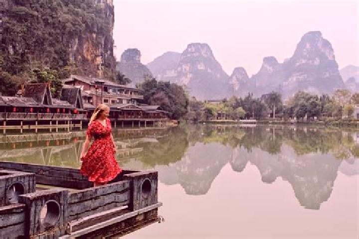 Elizabeth, 28 — Escort in Congiunti, Italy
