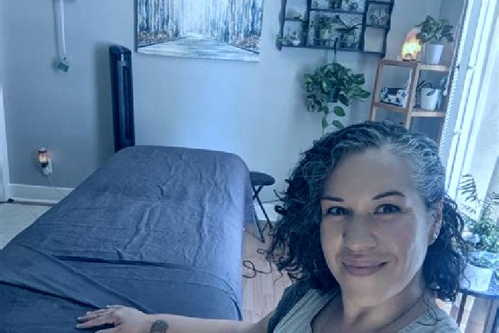 Elizabeth, 38, a brunette grey-eyed indian companion based in Neinstedt. Offering Tantra, Dinner Date, Girlfriend Experience, Massage. Available for incall a...