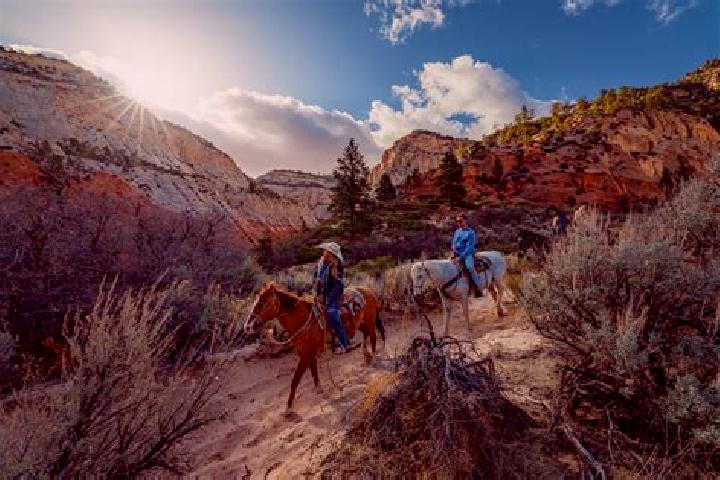 Ella, 28 — Escort in Soutocico, Portugal
