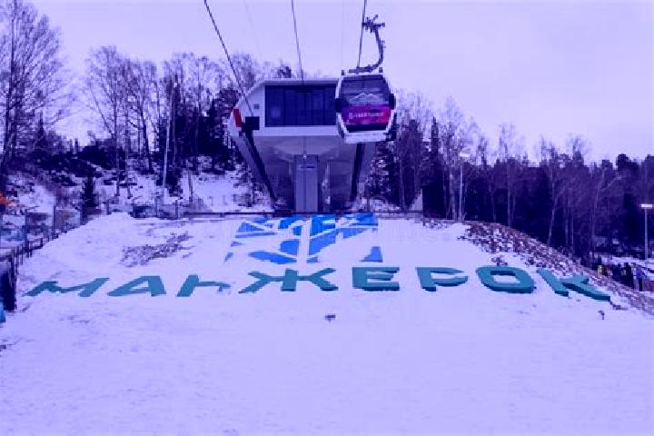 Ellie, 20 — Escort in Tulunan, Philippines