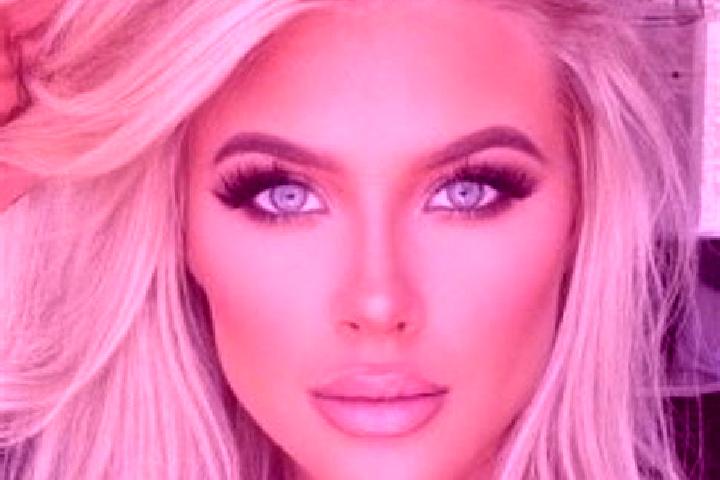 Ellie, 26, a brunette dark-eyed ebony companion based in Konigshain. Offering Striptease, Overnight, Tantra, OWO. Available for incall and outcall, day and e...