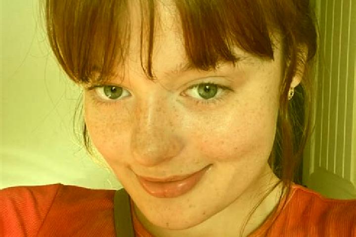 Emily, 21, a chestnut amber-eyed mixed companion based in California Gully. Offering OWO, Party Girl, GFE, Prostate Massage, Dinner Date. Available for incal...