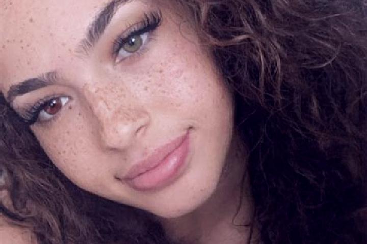 Emily, 23, a black brown-eyed caribbean companion based in Serenilla de Abajo. Offering Overnight, Roleplay, Fetish, Striptease. Available for incall and out...
