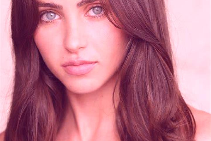Emily, 25 — Escort in Bojano, Poland