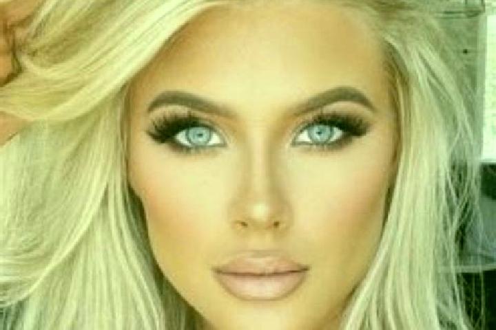 Emma, 32, a auburn green-eyed caribbean companion based in Souligne-Flace. Offering GFE, Prostate Massage, Duos. Available for incall and outcall, day and ev...