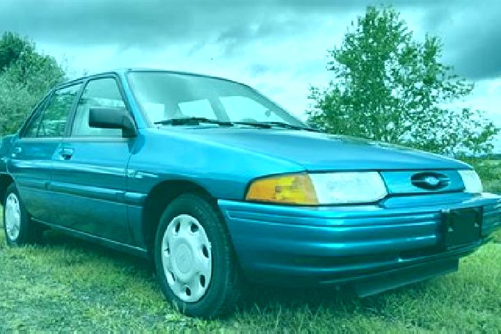 escort Ballycanew