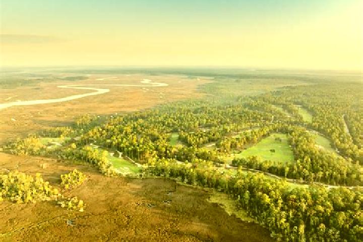 escort Bluff Point