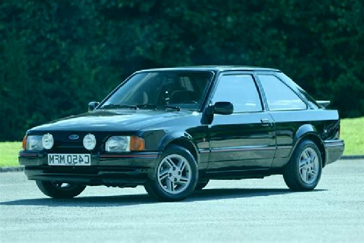 escort Caulfeild