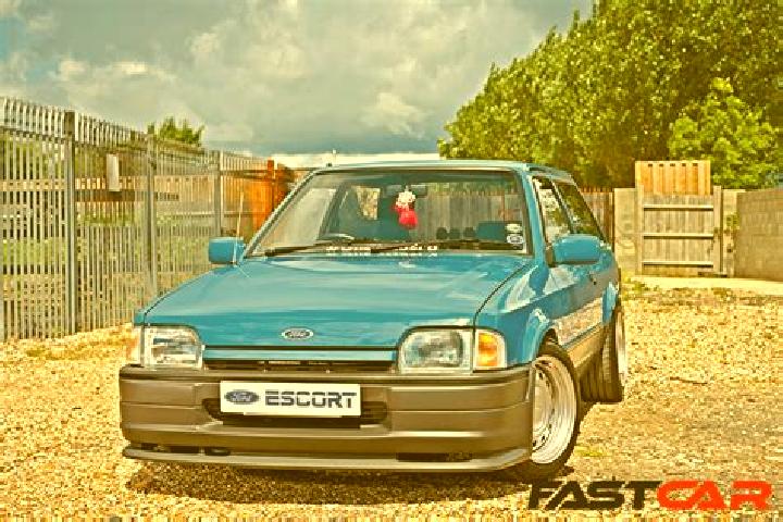 escort Caurel