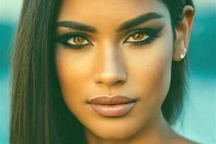 escort Chikodi
