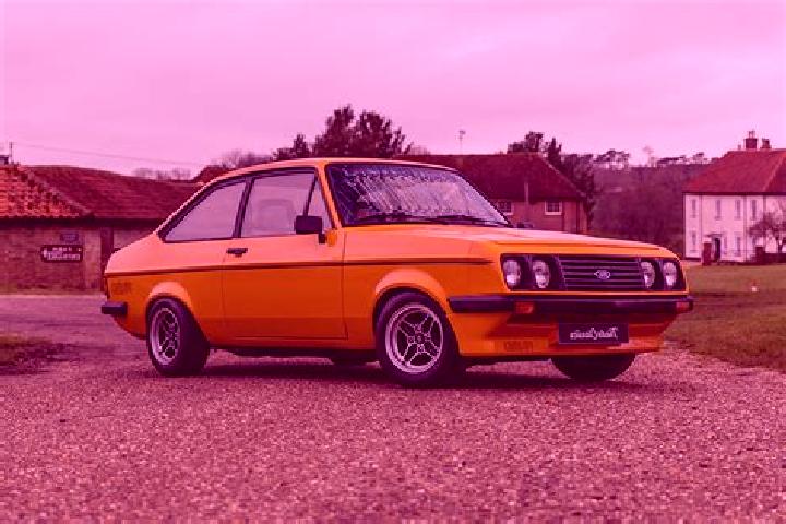 escort Coroados