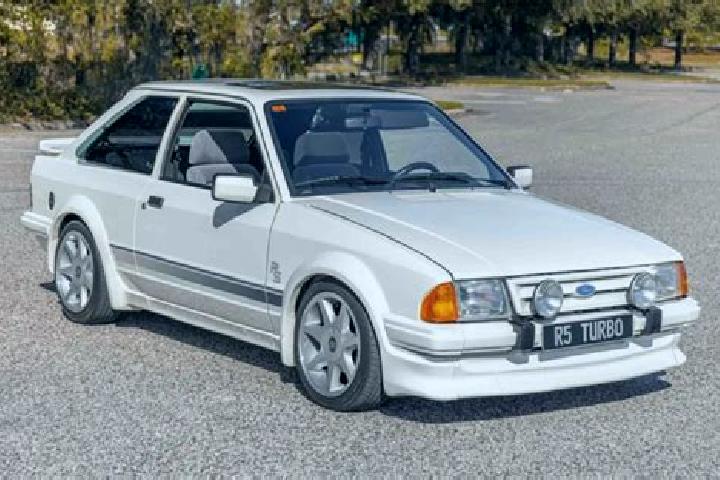 escort Corostic