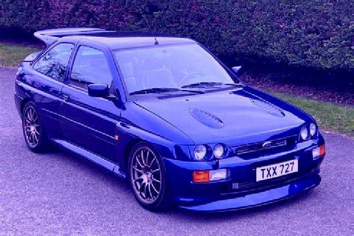 escort Effraya