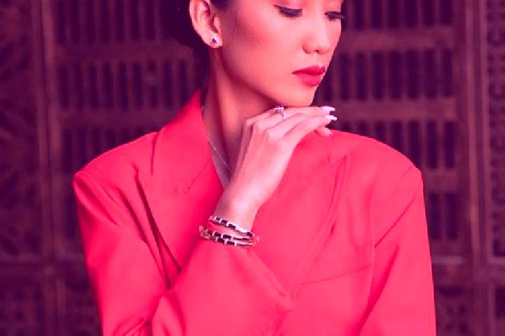 escort Gouevoufla
