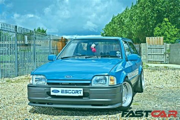escort Juniville