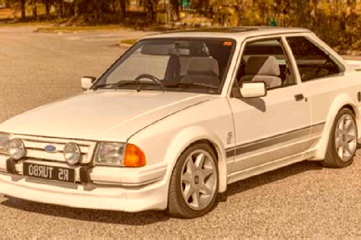 escort Polytsi