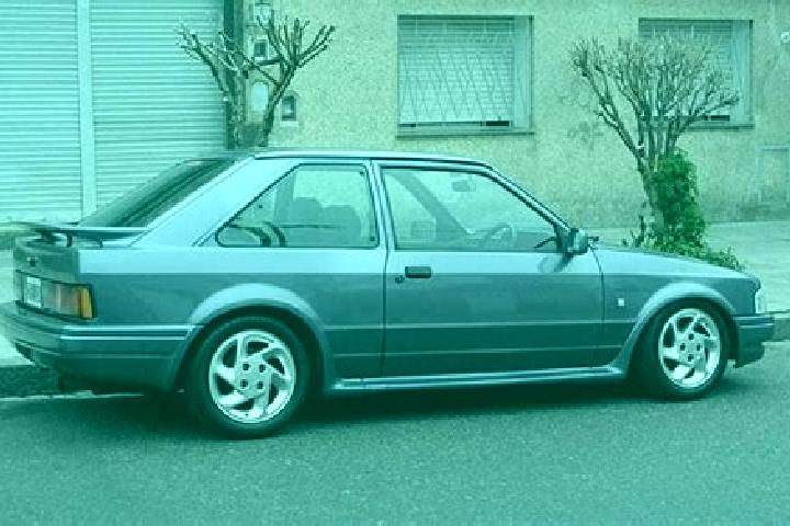 escort Pullenvale
