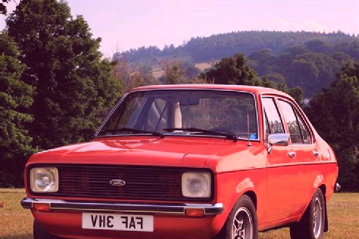 escort Ringmer