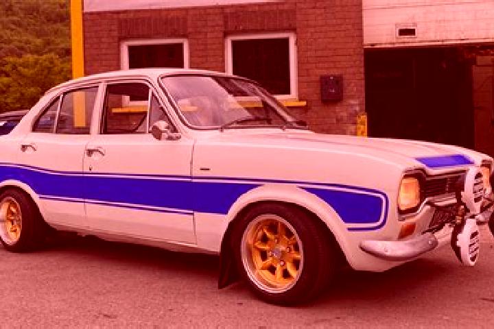 escort Roetha