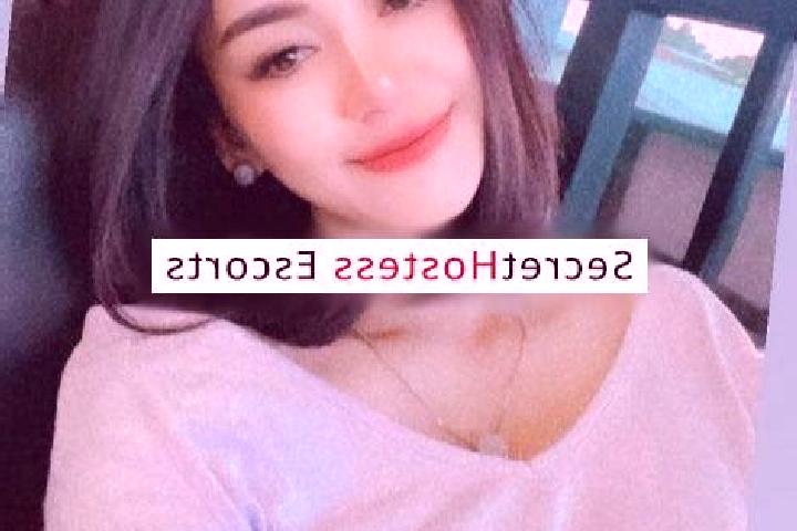 escort Sadananya