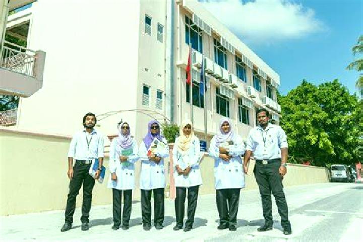 escort Saujon
